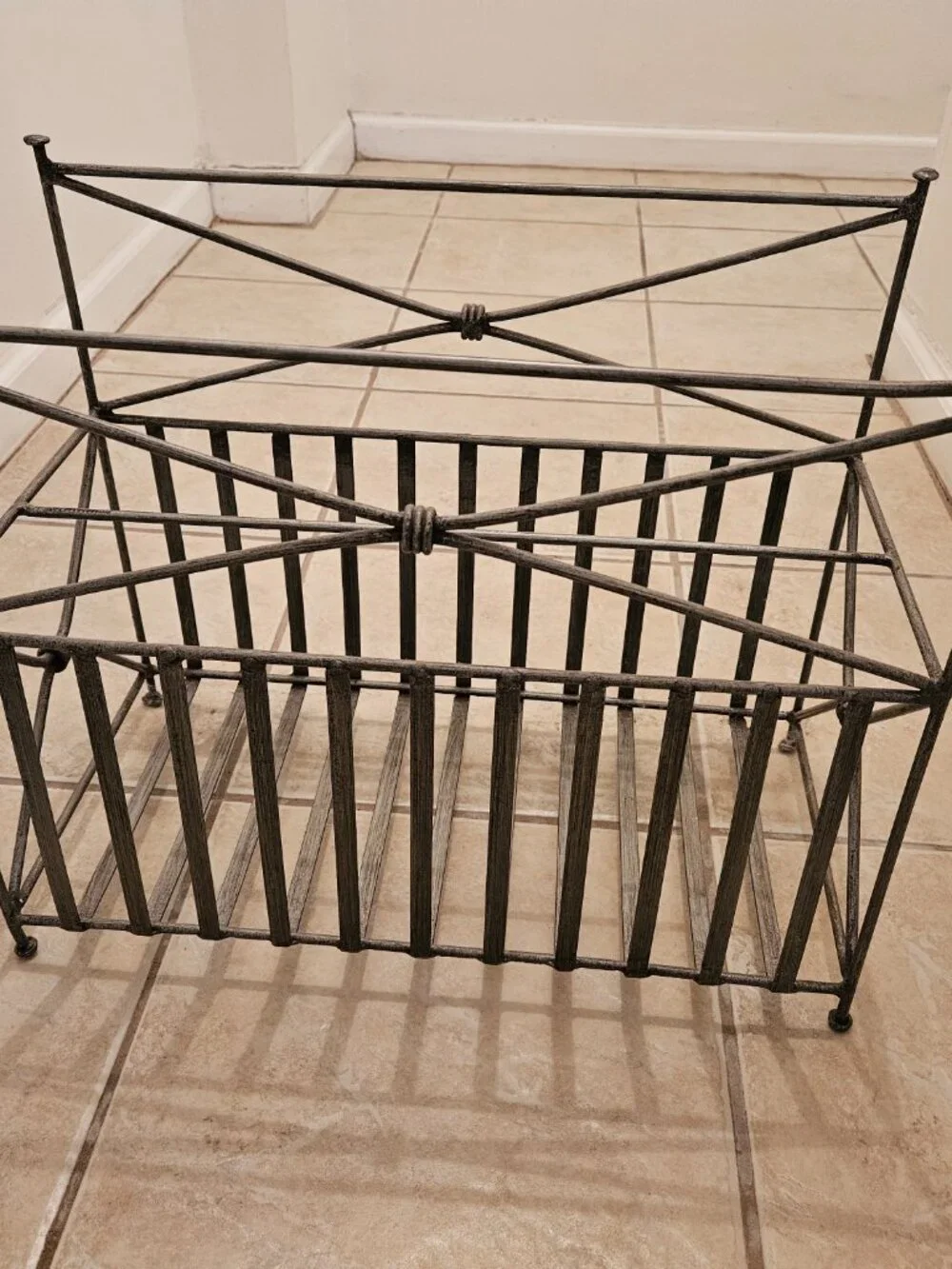 Metal Magazine Rack